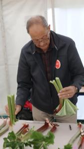 The fruit and veg judge